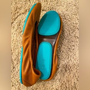 Tieks Womens Flats size 9 gently worn brown